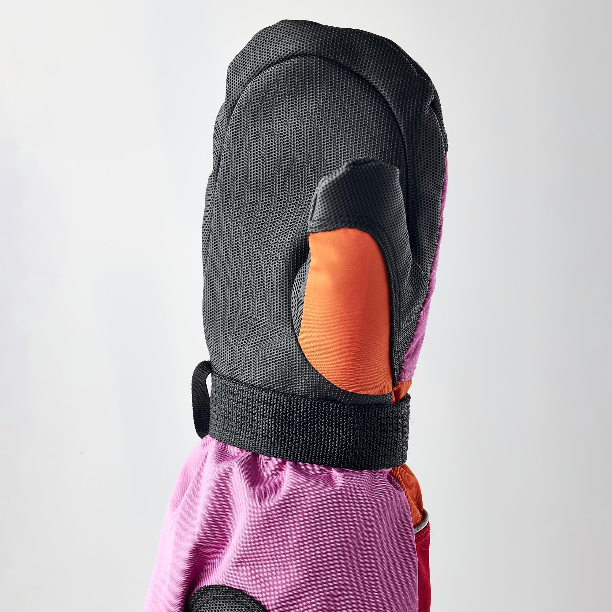 Hestra Kids’ CZone Mitt (2-11 yrs), Waterproof, Windproof & Insulated Winter Mittens for Alpine Skiing & Cold Weather Play - Image 6