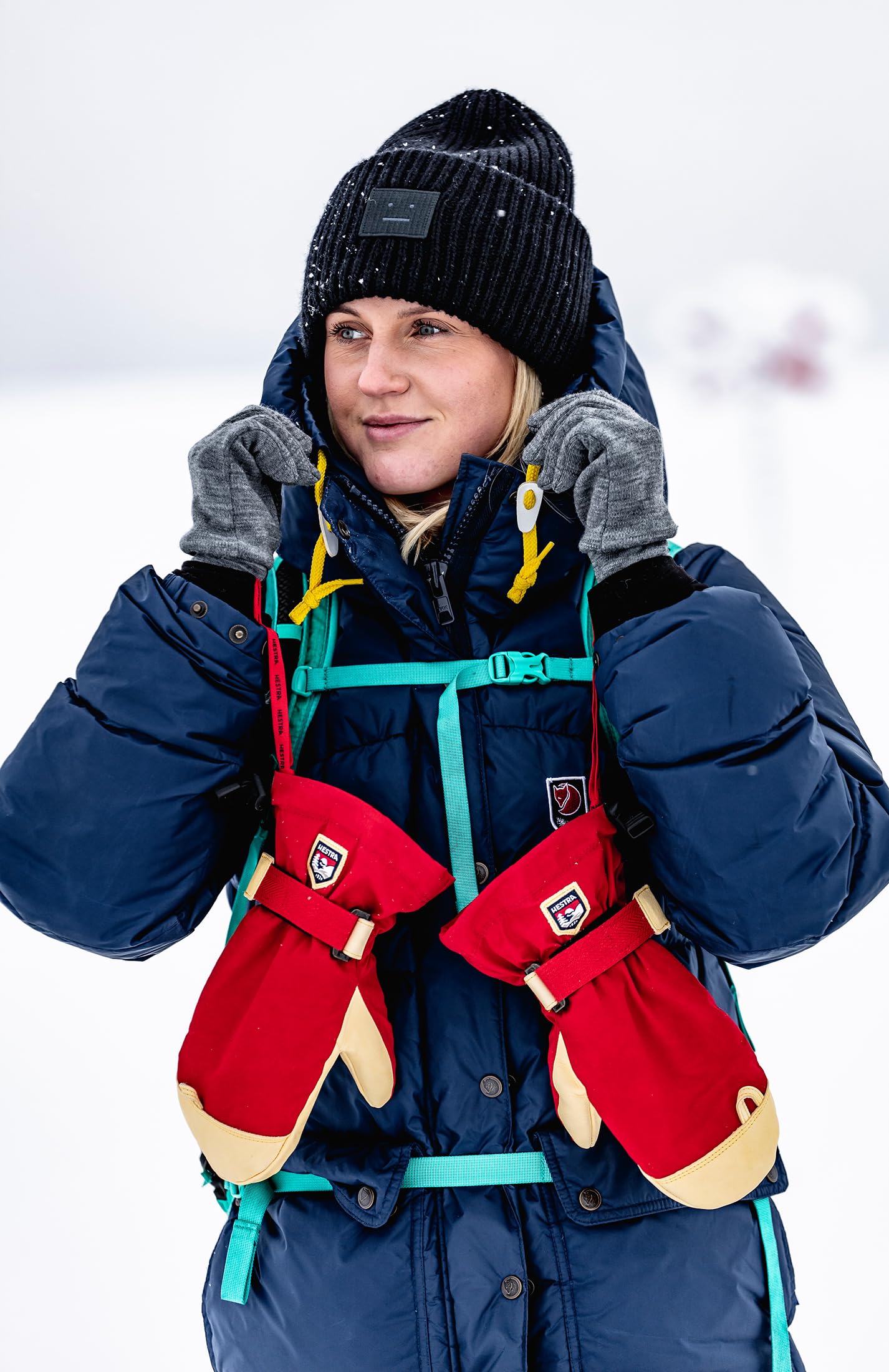 Hestra Touch Point Warmth Liner - Machine Washable, Touch Screen Compatible Liner for Additional Layering or as a Thin Glove - Image 6